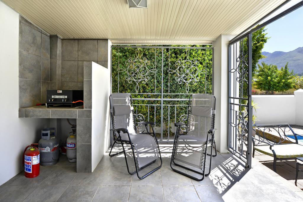 Lemon Tree Cottage Self Catering Франсхук Экстерьер фото